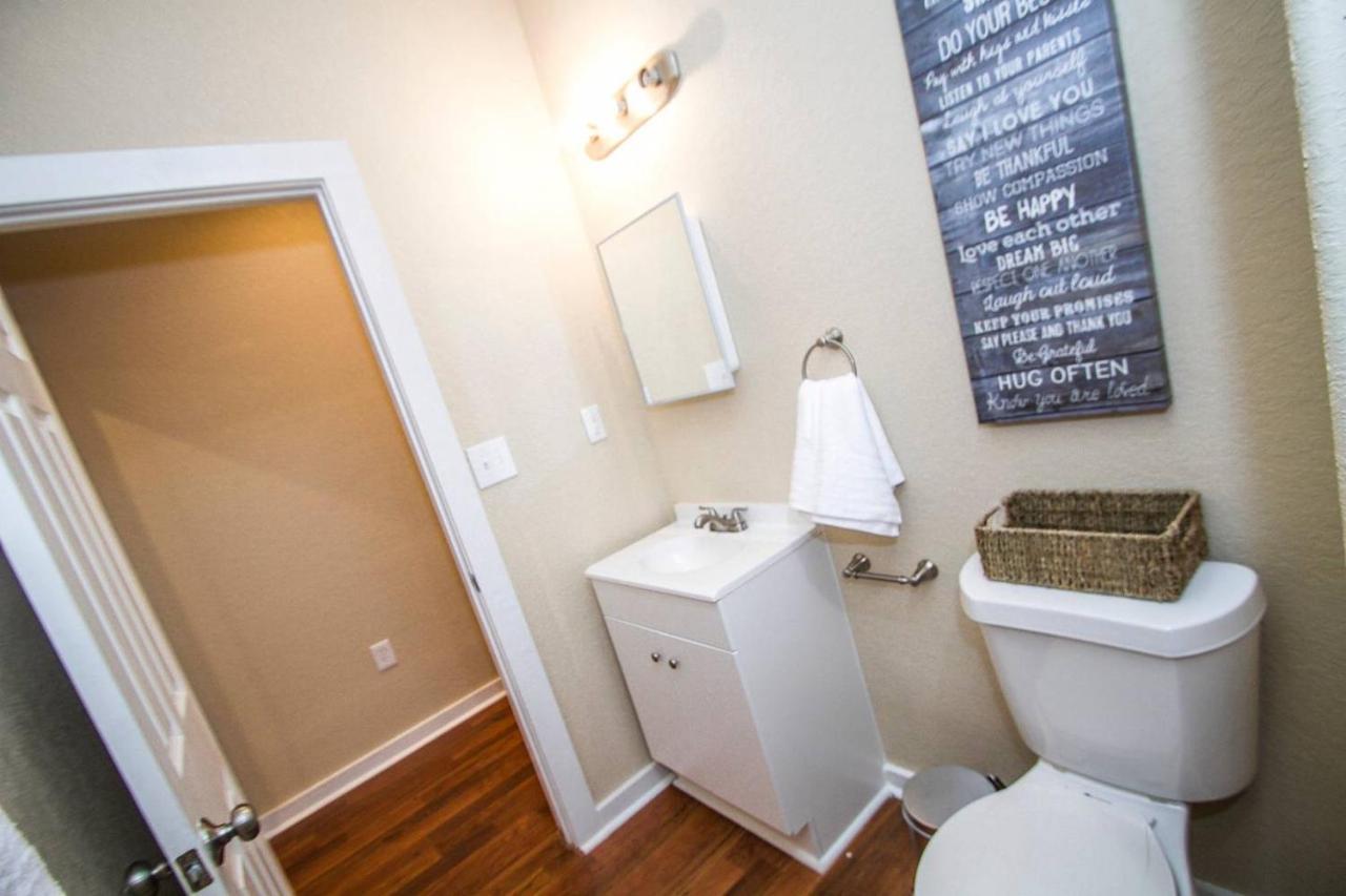 Hackberry St #A Renovated 2Br/2Ba Near Downtown Apartment San Antonio Exterior photo