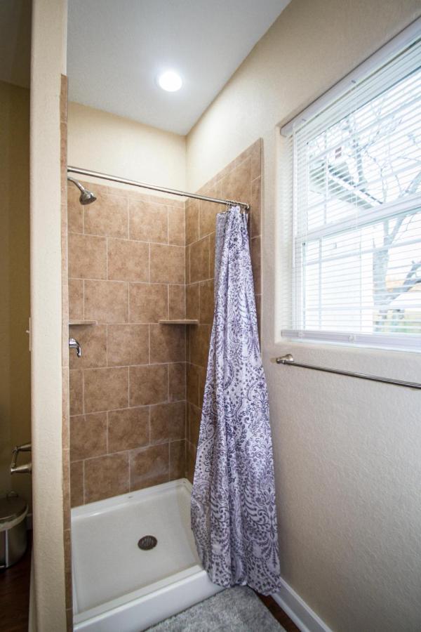 Hackberry St #A Renovated 2Br/2Ba Near Downtown Apartment San Antonio Exterior photo